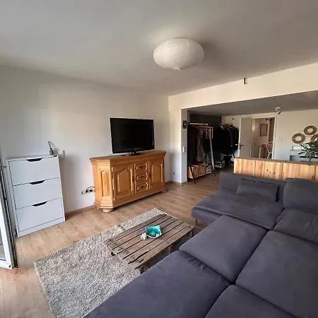 Seenahe Mit Gemeinschaftsgarten Und -pool Appartement Essen