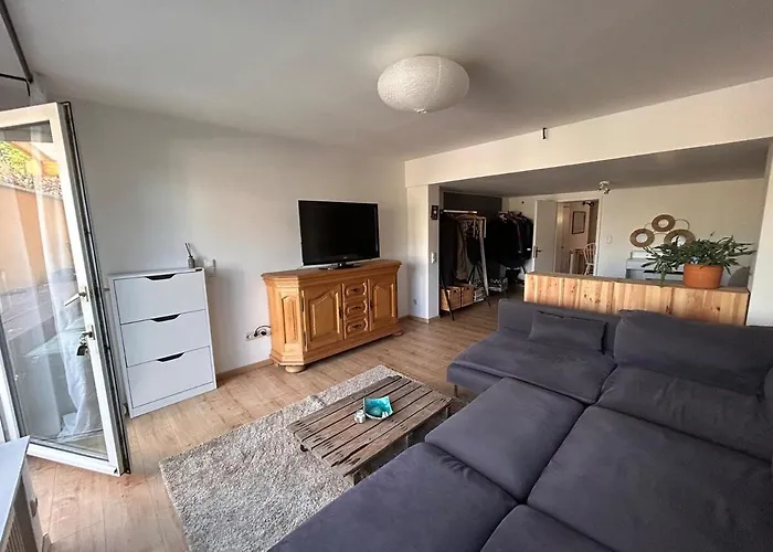 Seenahe Mit Gemeinschaftsgarten Und -pool Appartement Essen